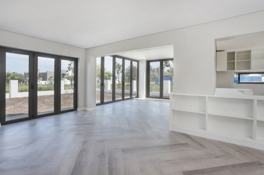 Commercial Property for Sale in Croydon Gardens Estate Western Cape